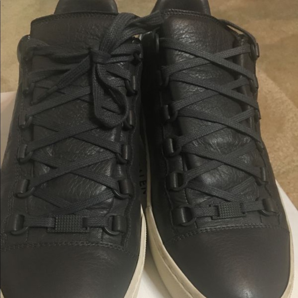 Balenciaga arena low